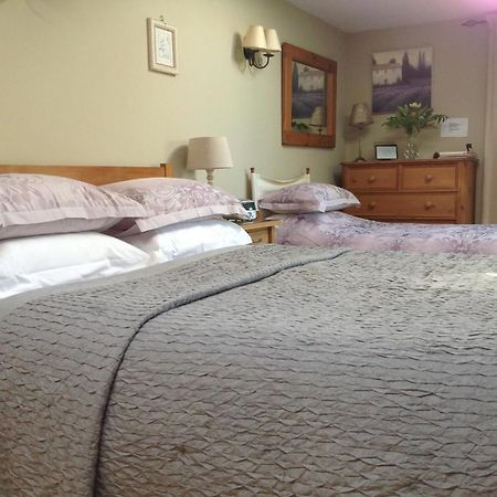 Motts Bed & Breakfast Great Dunmow Exterior foto