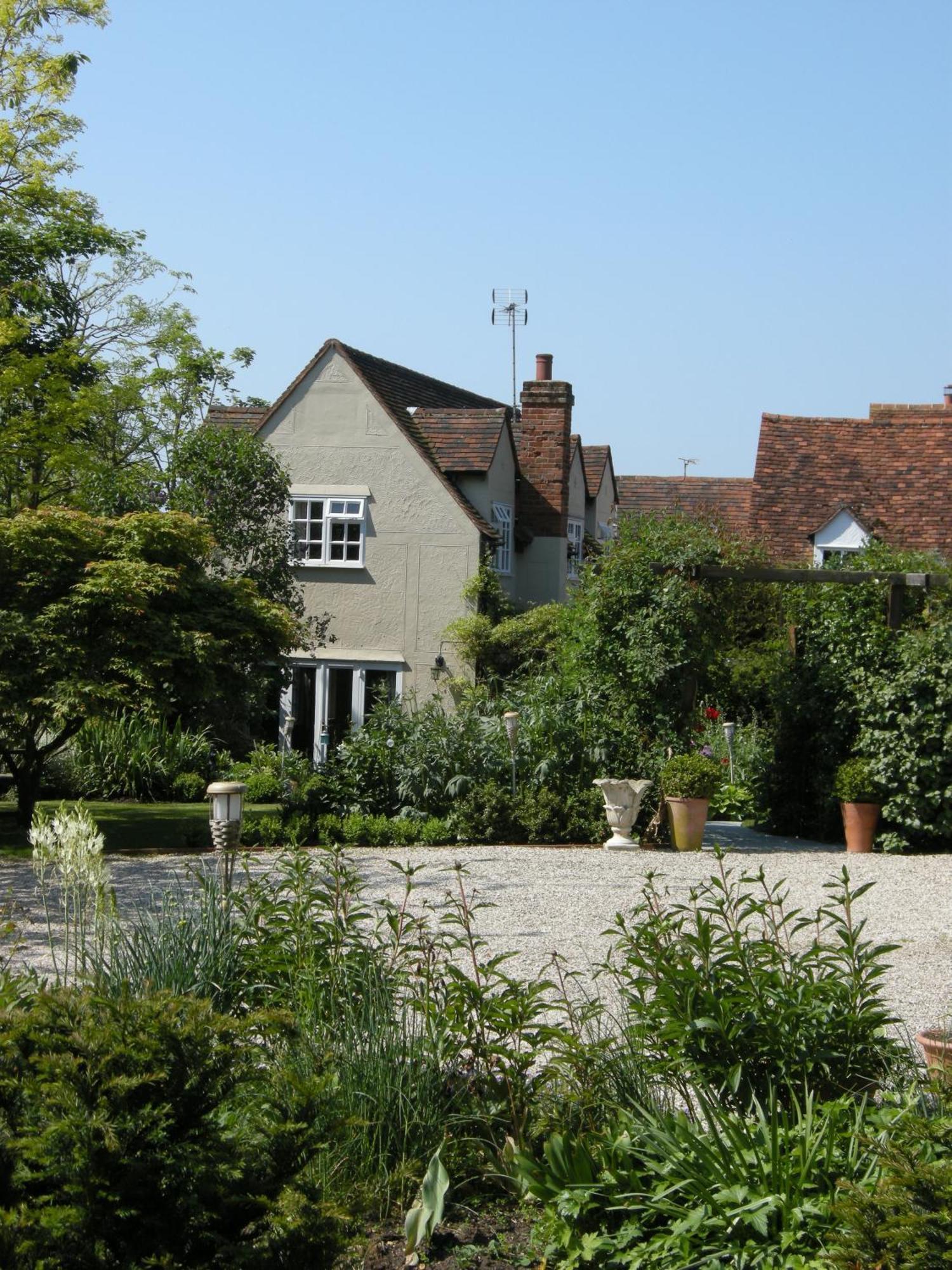 Motts Bed & Breakfast Great Dunmow Exterior foto