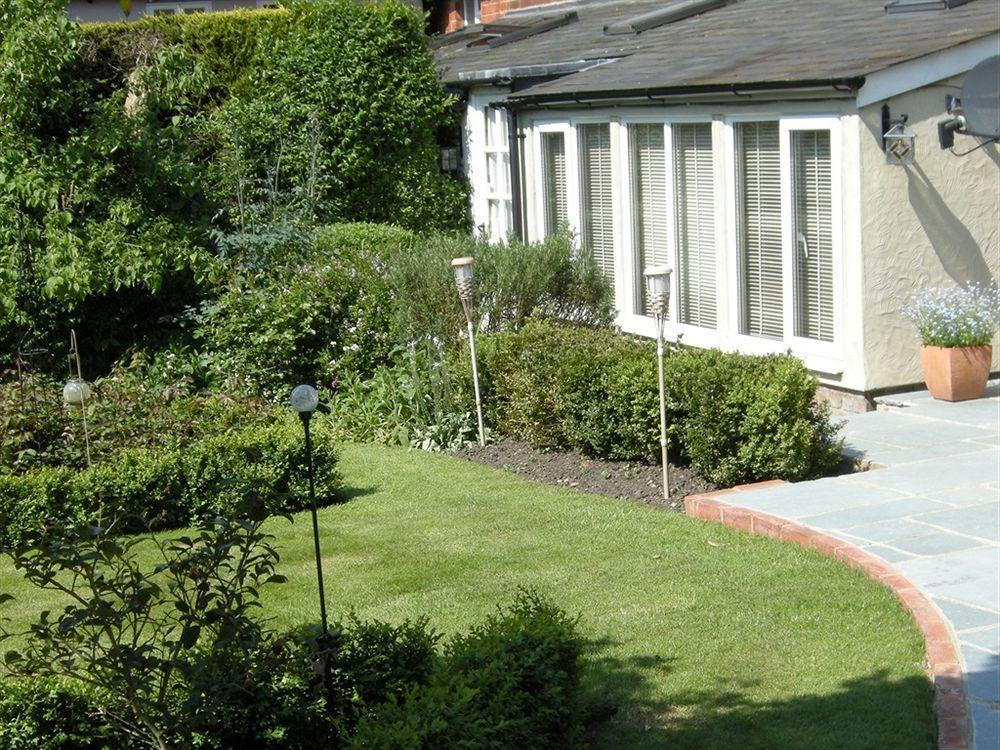 Motts Bed & Breakfast Great Dunmow Exterior foto